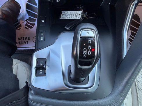 Used 2020 Jaguar E-PACE image 28