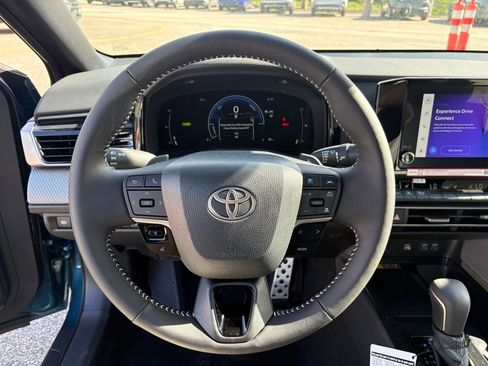 New 2026 Toyota Camry SE FWD image 30