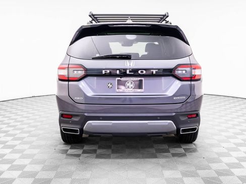 New 2026 Honda Pilot Touring image 4