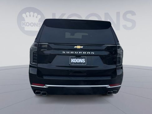 New 2026 Chevrolet Suburban High Country image 4