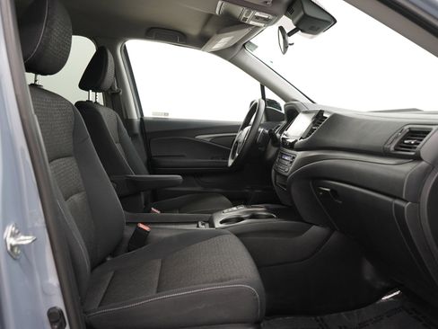 Used 2023 Honda Ridgeline Sport image 13
