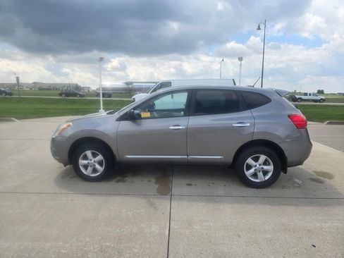Used 2012 Nissan Rogue S w/ Special Edition Pkg AWD/4WD image 4