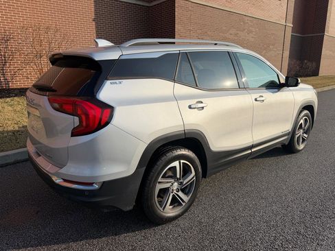 Used 2018 GMC Terrain SLT w/ Preferred Package image 12