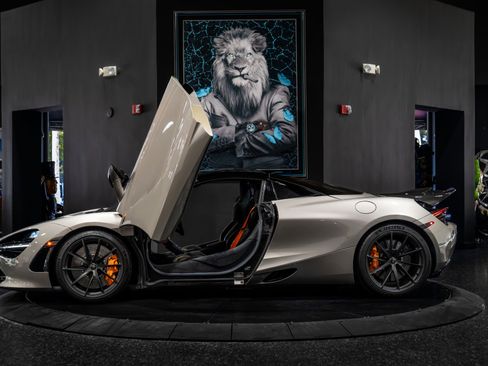 Used 2020 McLaren 720S Luxury image 22