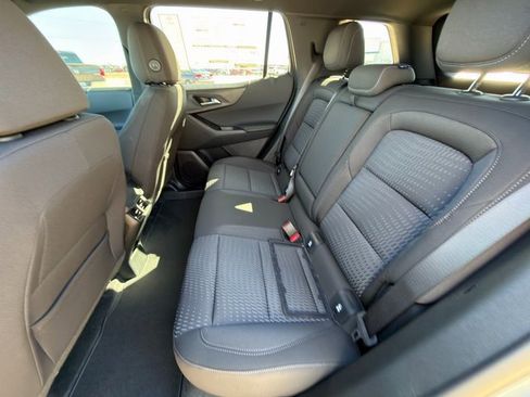 New 2026 Chevrolet Equinox LT image 24