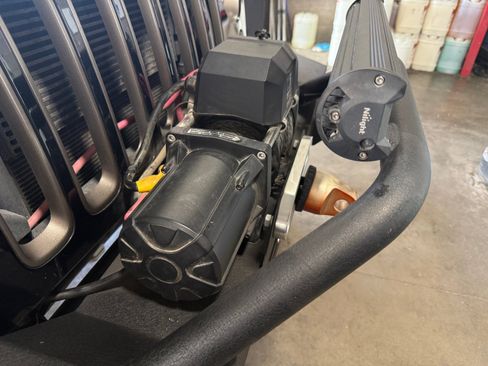 Used 2018 Jeep Wrangler Unlimited Sport S AWD/4WD image 32