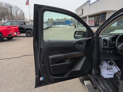 Used 2018 GMC Canyon Denali image 23