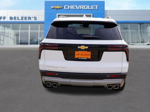 New 2026 Chevrolet Traverse LT w/ Driver Confidence Package image 4
