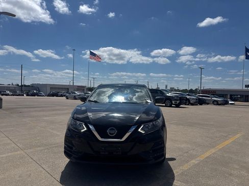 Used 2020 Nissan Rogue Sport S AWD/4WD image 5