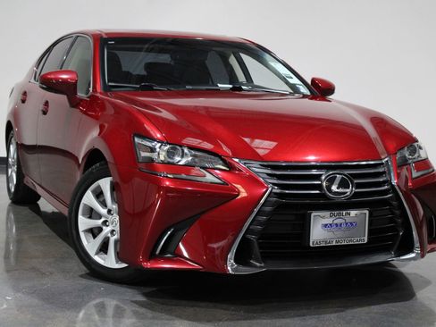 Used 2016 Lexus GS 200t image 2