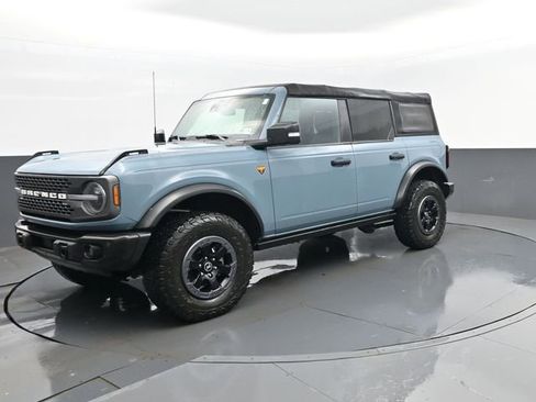 Used 2022 Ford Bronco Badlands AWD/4WD image 1