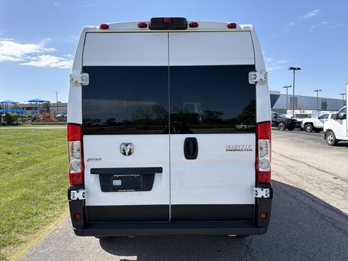 Used 2023 RAM ProMaster 2500 FWD image 6