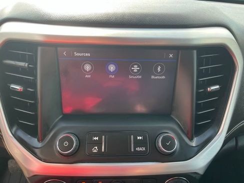 Used 2023 GMC Acadia SLT w/ Elevation Edition FWD image 27
