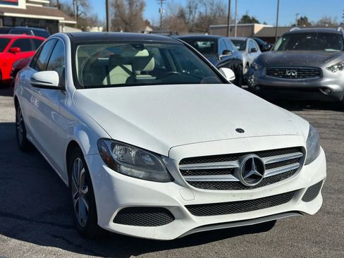 Used 2018 Mercedes-Benz C 300 Sedan image 4