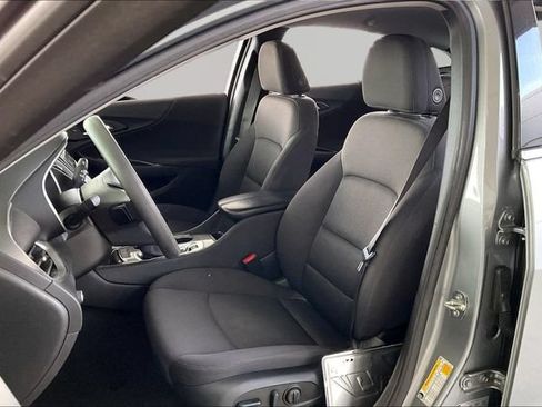 Used 2023 Chevrolet Malibu LT FWD image 15