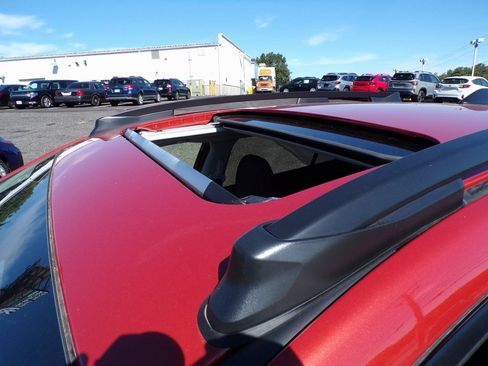 Certified 2025 Subaru Crosstrek 2.0i Premium image 4