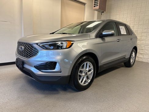 Used 2024 Ford Edge SEL AWD/4WD image 36