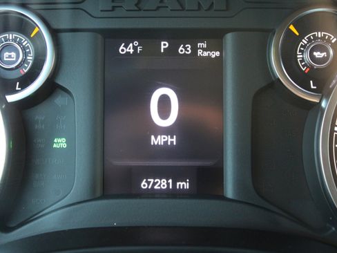 Used 2019 RAM 1500 Big Horn image 33