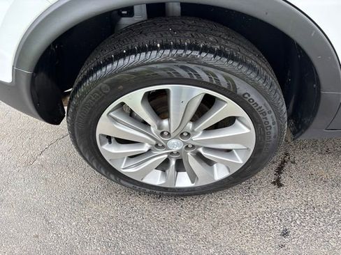 Used 2020 Buick Encore Preferred AWD/4WD image 41