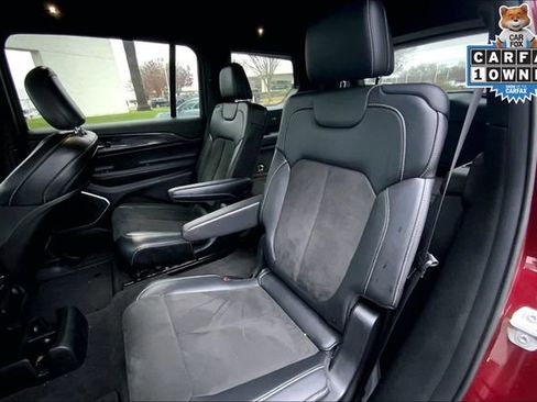 Used 2021 Jeep Grand Cherokee L Laredo image 24