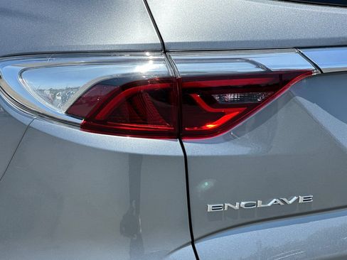 Used 2023 Buick Enclave Essence FWD image 27
