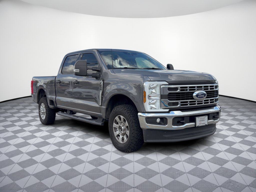 Used 2024 Ford F250 XLT w/ FX4 Off-Road Package AWD/4WD image 7