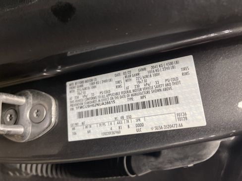 Used 2022 Ford Escape SEL image 26