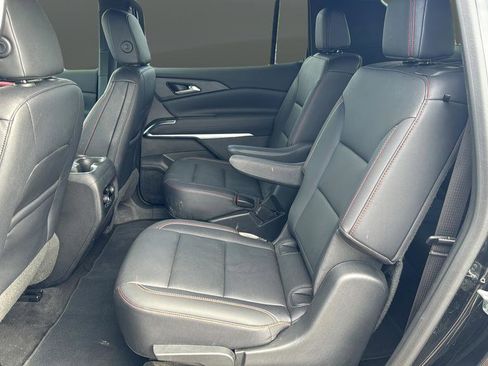 Used 2024 Chevrolet Traverse Z71 AWD/4WD image 21