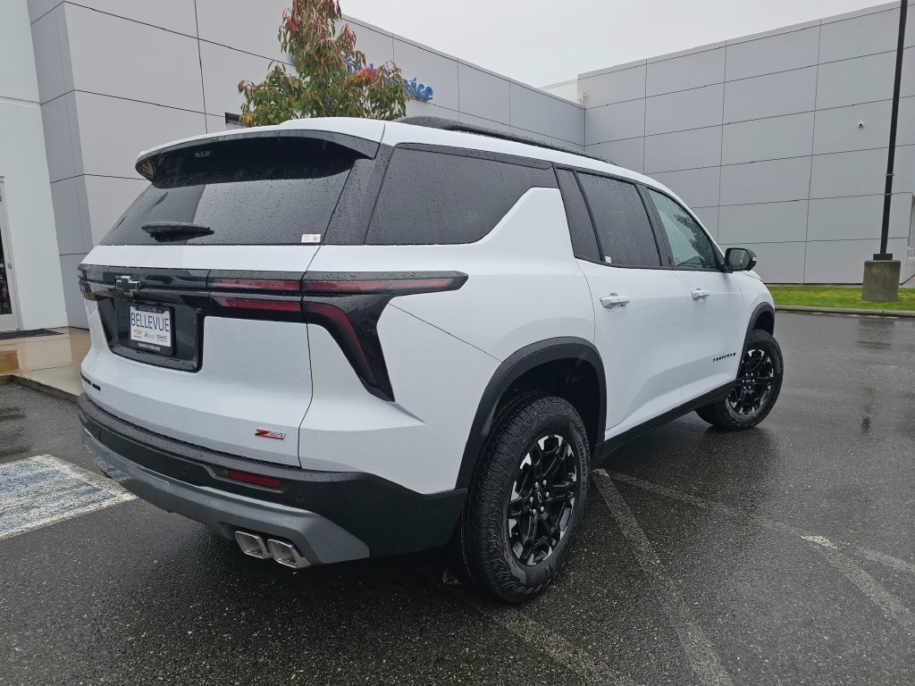 New 2027 Chevrolet Traverse Z71 w/ Driver Confidence Package AWD/4WD image 7