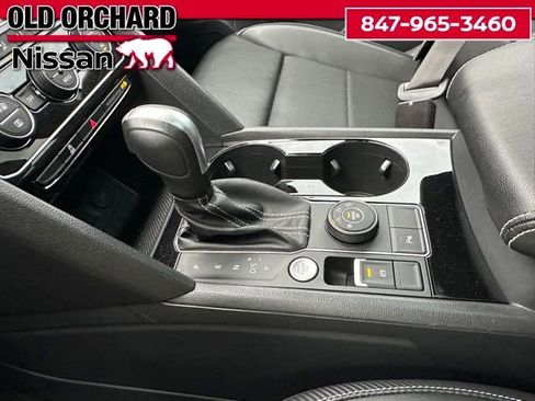 Used 2022 Volkswagen Atlas Cross Sport SE image 15