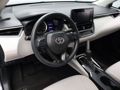 Certified 2022 Toyota Corolla Cross L AWD/4WD image 15