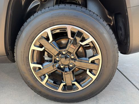 Used 2023 Jeep Renegade Trailhawk AWD/4WD image 8