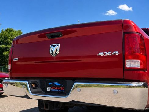 Used 2015 RAM 1500 Classic SLT w/ Luxury Group AWD/4WD image 11