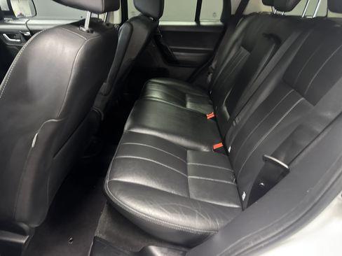 Used 2015 Land Rover LR2 HSE AWD/4WD image 10