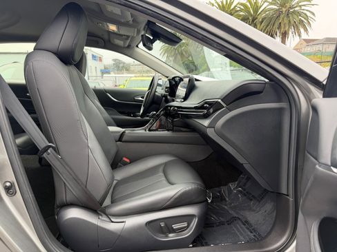 Used 2023 Toyota Mirai w/ Advanced Technology Package RWD image 36