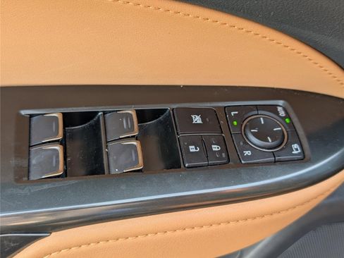 Used 2025 Lexus NX 450h+ AWD w/ Accessory Package (K3) image 19