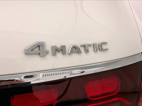 Used 2024 Mercedes-Benz GLS 450 4MATIC image 30