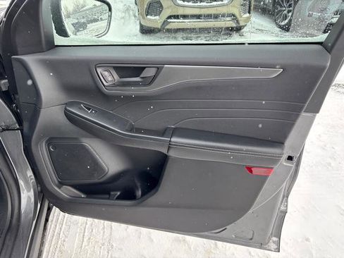 Used 2025 Ford Escape Active image 16