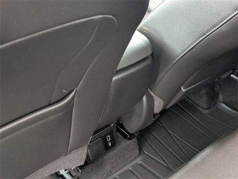 Used 2023 Buick Encore GX Essence w/ Experience Buick Package image 31