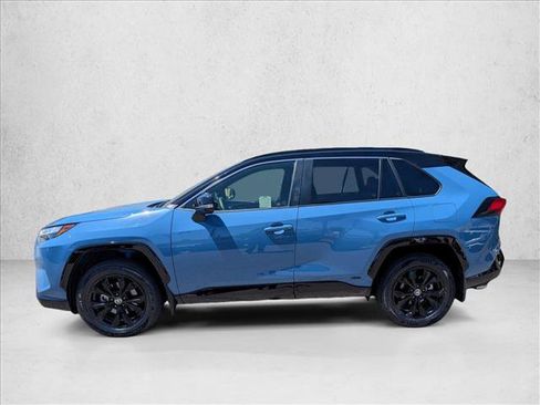 Used 2023 Toyota RAV4 XSE AWD/4WD image 9
