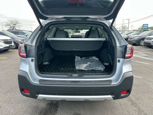 Certified 2025 Subaru Outback Limited image 38