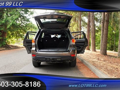 Used 2018 Jeep Grand Cherokee Limited AWD/4WD image 29
