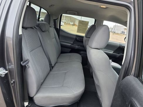 Used 2021 Toyota Tacoma SR w/ SR Convenience Package image 25