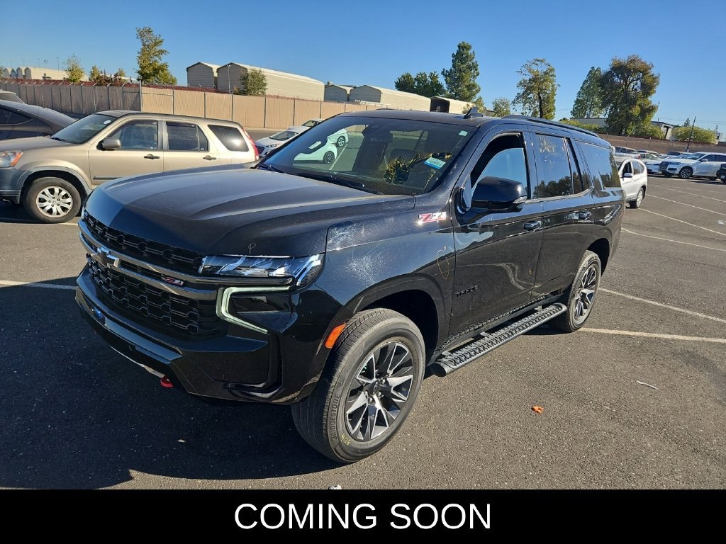 Used 2021 Chevrolet Tahoe Z71 w/ Luxury Package AWD/4WD image 1