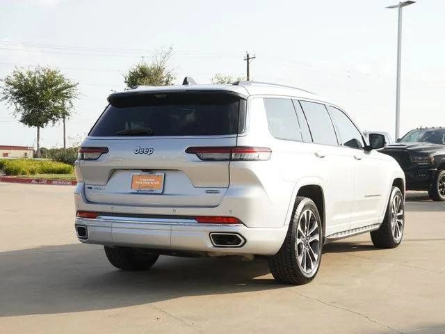 Certified 2023 Jeep Grand Cherokee L Overland w/ Luxury Tech Group IV AWD/4WD image 9