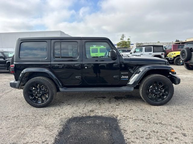 Used 2022 Jeep Wrangler Unlimited Sahara w/ Cold Weather Group AWD/4WD image 4