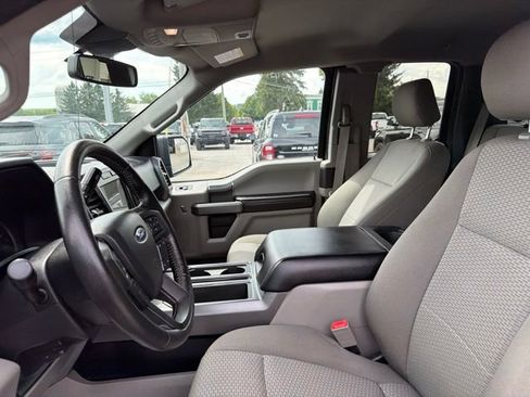 Used 2019 Ford F150 XLT w/ Equipment Group 302A Luxury AWD/4WD image 17