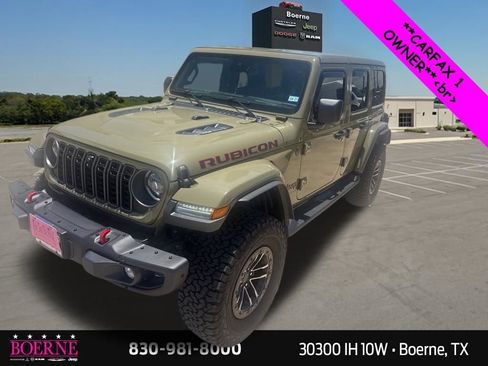 Used 2025 Jeep Wrangler Unlimited Rubicon AWD/4WD image 4