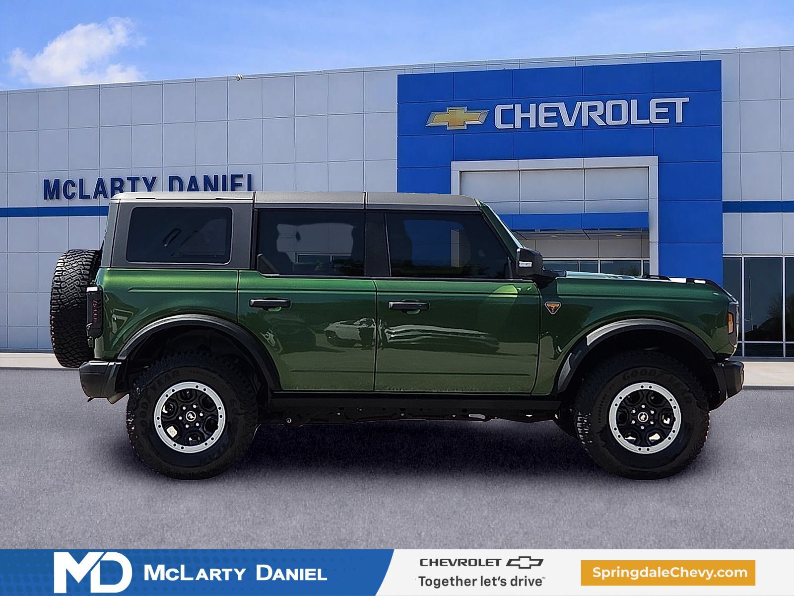 Used 2023 Ford Bronco Badlands AWD/4WD image 6
