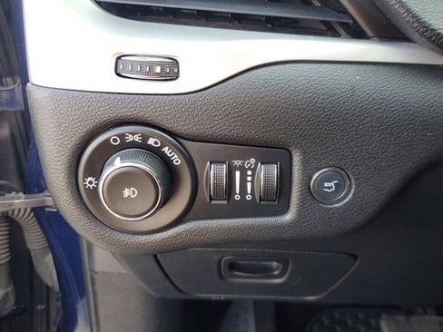 Used 2015 Jeep Cherokee Trailhawk w/ Comfort/Convenience Group AWD/4WD image 20